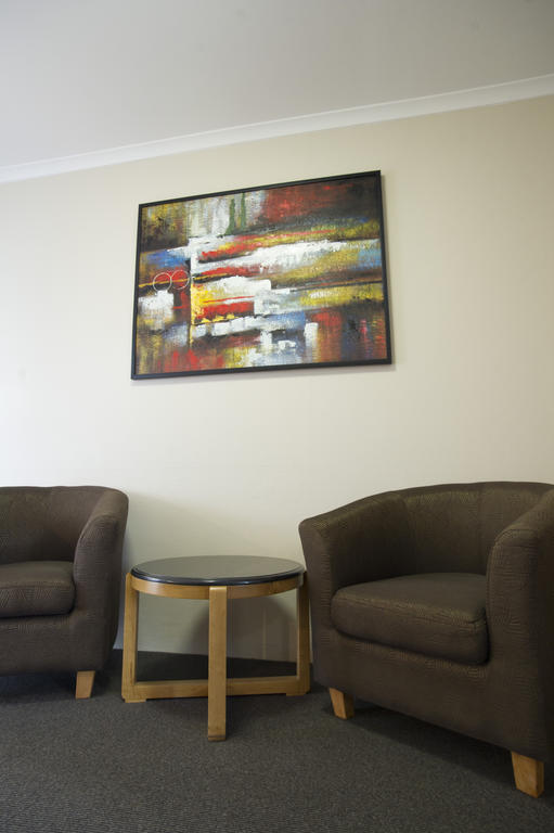 Noah'S Mid City Motor Inn Muswellbrook Habitación foto