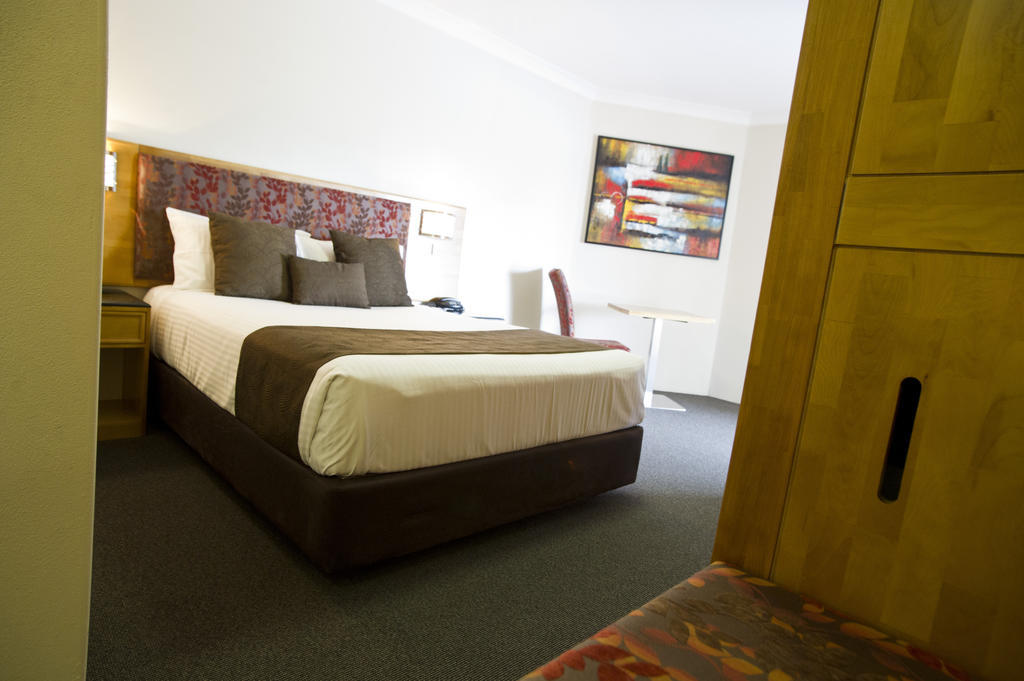 Noah'S Mid City Motor Inn Muswellbrook Exterior foto
